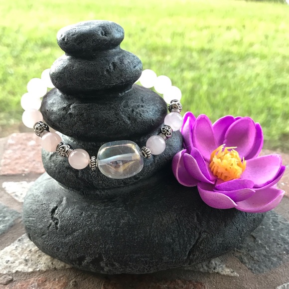 Genuine rose quartz beads aura crystal bracelet - Picture 5 of 8